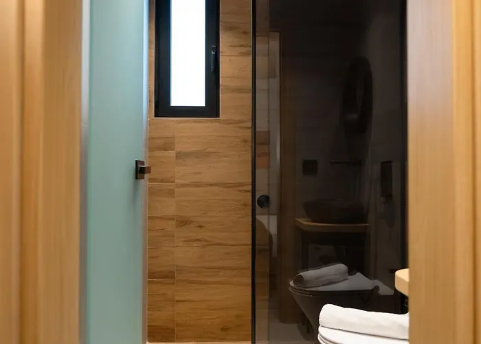 Olive 102 Apartment *